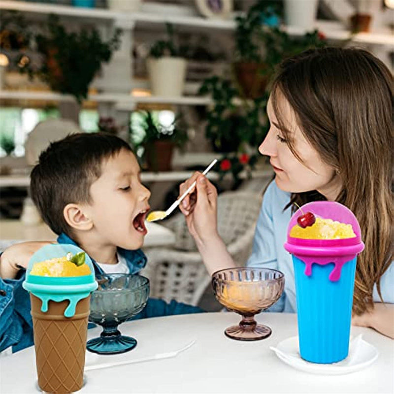 ❄️ Freeze & Squeeze – Make a Slushy in Minutes! 🍓🍹